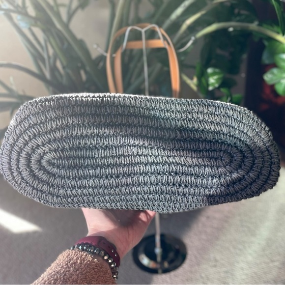 Talbots 🪢 Raffia Straw Tote Bag Navy w/ Tan Leather Straps & Tassel - Picture 7 of 14